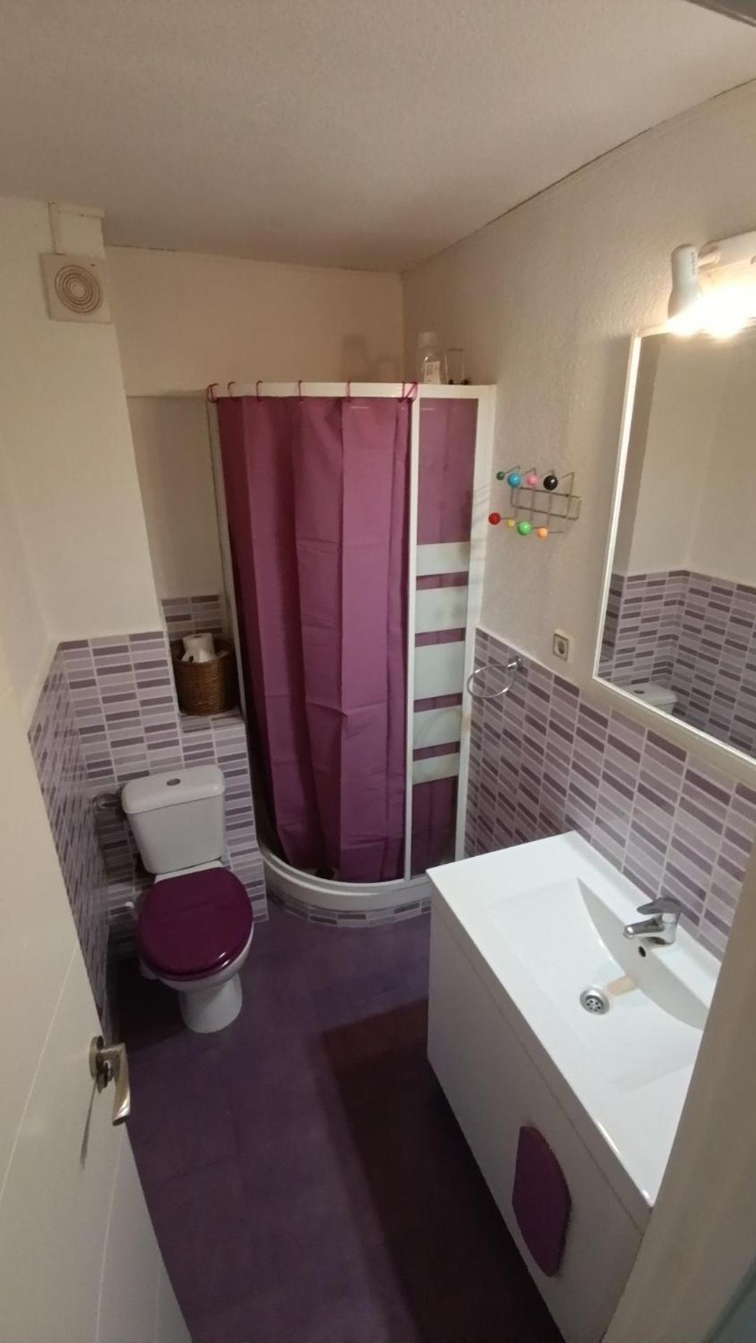 Quarto em Acomodações Particulares Parque Aluche